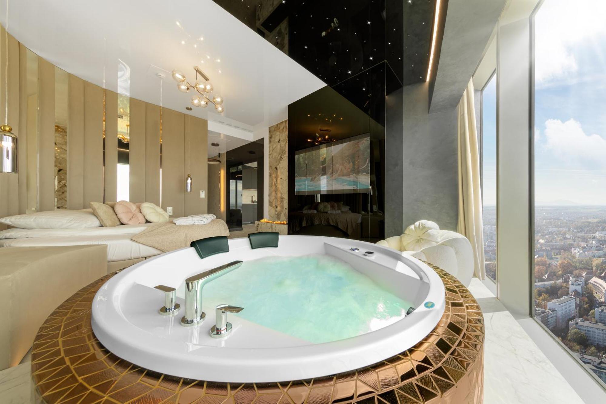 In The Sky - W Sky Tower Apartment Breslau